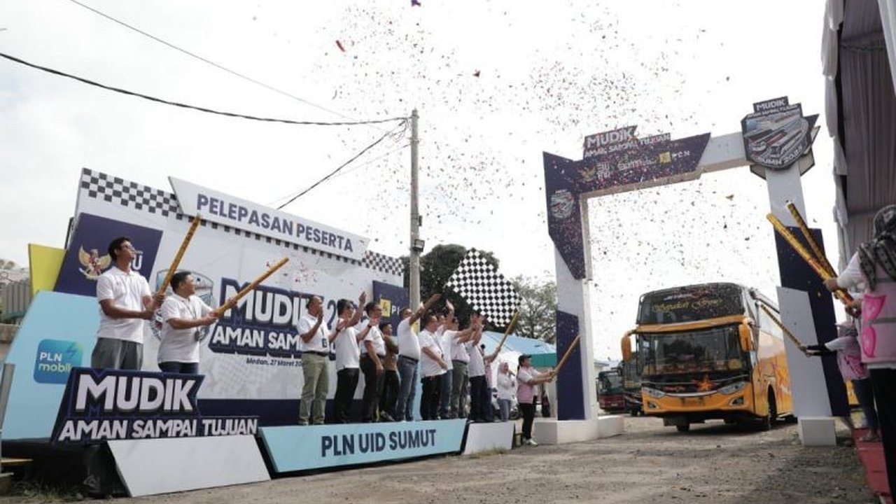 PT PLN UID Sumatera Utara memberangkatkan 576 pemudik gratis untuk merayakan Idul Fitri 1446 H di kampung halaman melalui Program Mudik Bersama BUMN 2025, membantu perantau pulang dengan nyaman dan biaya irit.