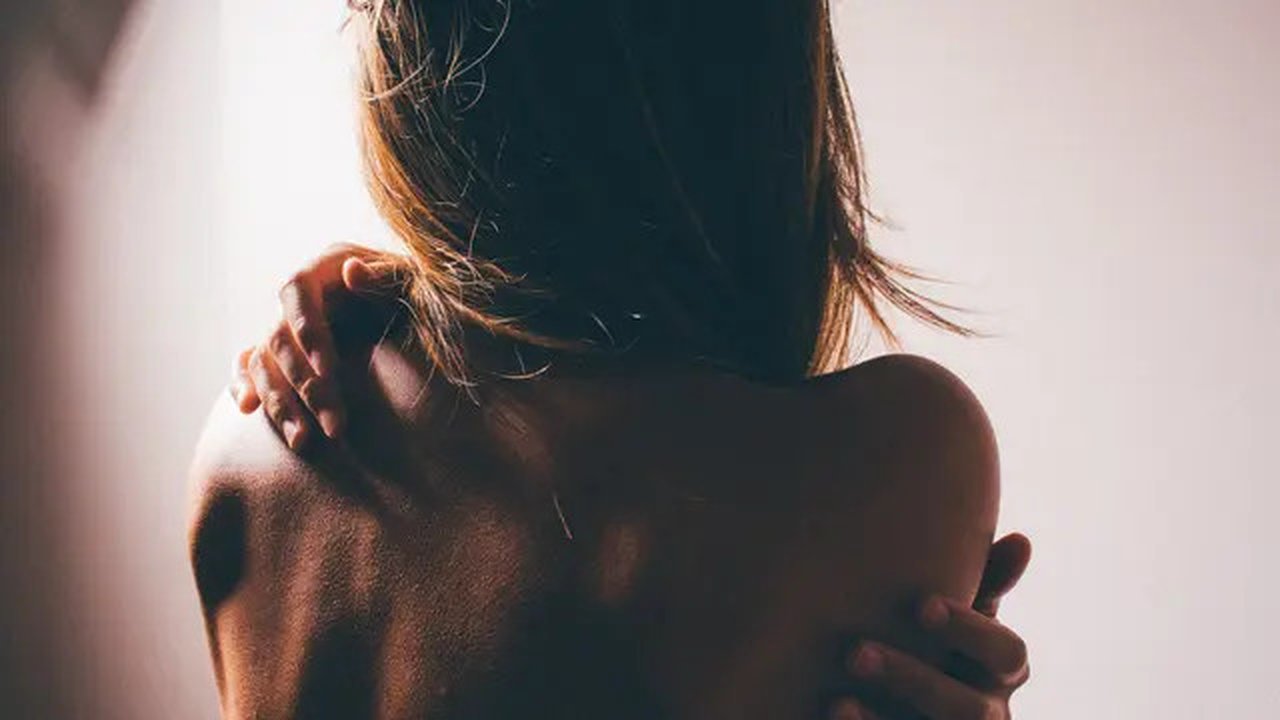 Ilustrasi gatal di kulit. (dok. Romina Faras/Unsplash)