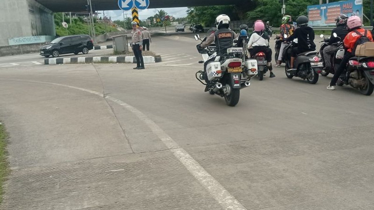 Polres Lebak mengimbau masyarakat untuk mudik Lebaran 2025 pada siang hari demi keselamatan dan kelancaran perjalanan, terutama bagi pengendara roda dua dan empat.