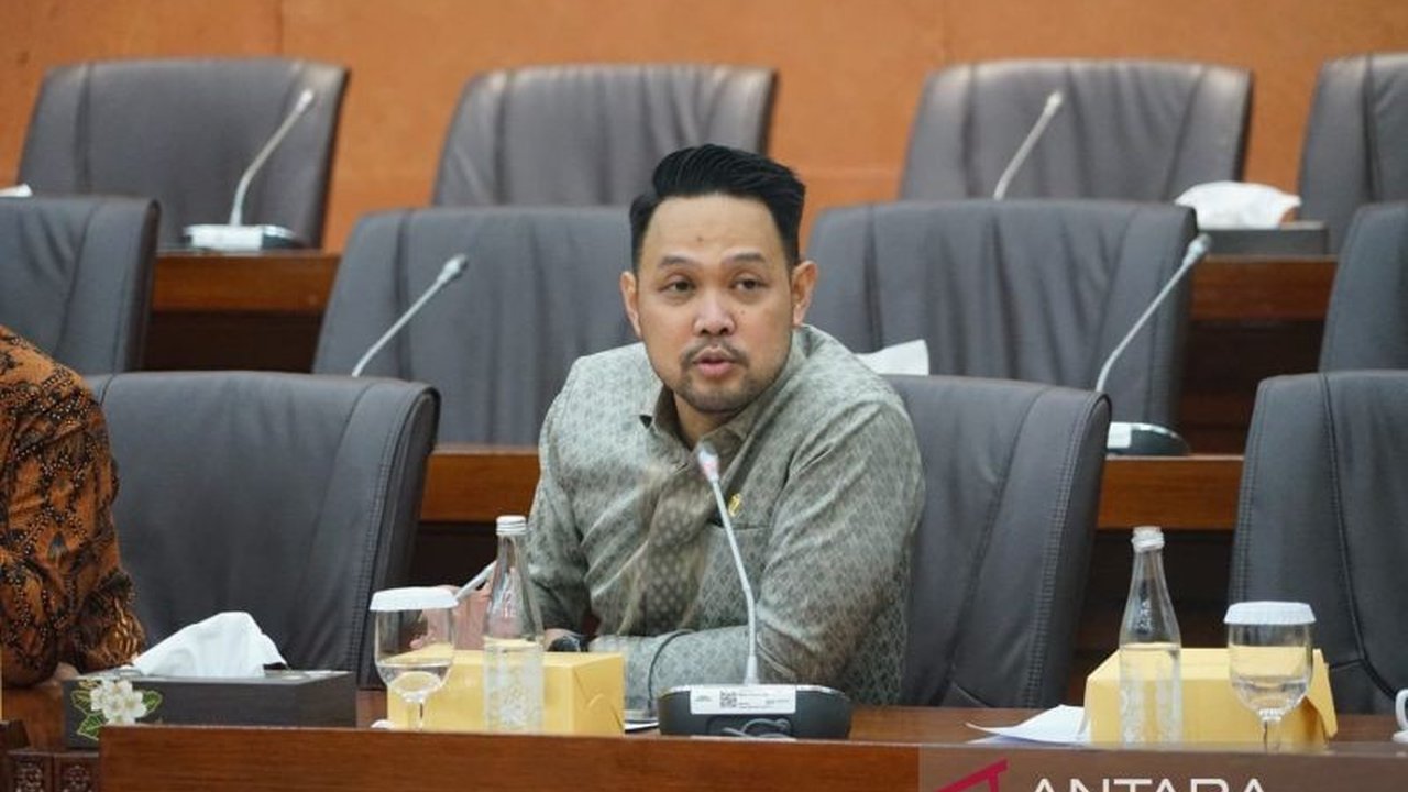 Anggota Komisi VI DPR RI meminta Jasa Marga mengawal ketat strategi optimalisasi pelayanan mudik Lebaran 2025, termasuk pengawasan contraflow, one way, diskon tarif tol, dan optimalisasi rest area.