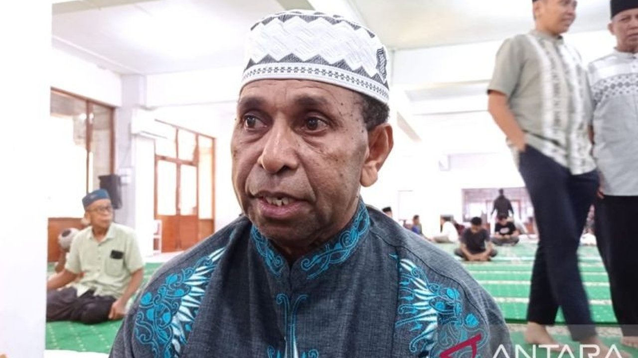 Panitia Hari Besar Islam (PHBI) Kota Sorong menetapkan lima lokasi untuk pelaksanaan Salat Idul Fitri 1446 H, dengan Lapangan Kantor Wali Kota sebagai lokasi utama yang akan dipimpin Wakil Gubernur Papua Barat Daya.