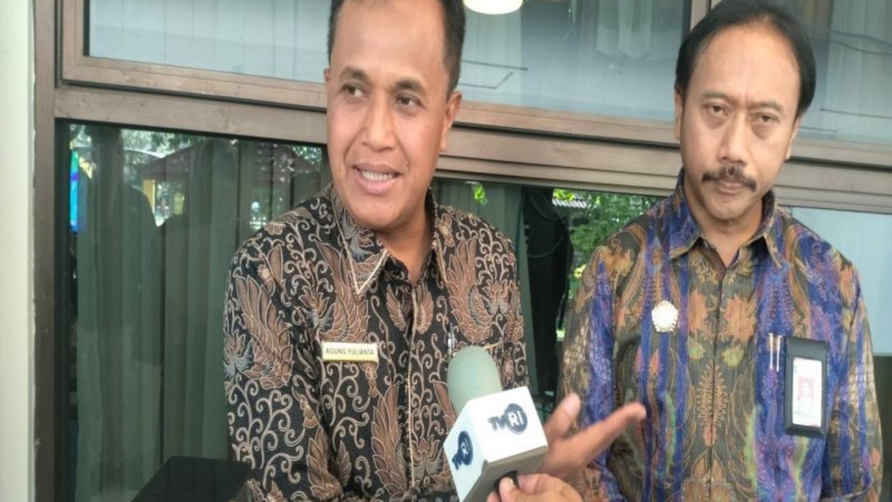 Kantor Wilayah DJPb DIY mencatat penyaluran bantuan sosial hingga akhir Februari 2025 mencapai Rp320 miliar, meliputi program BPNT, PKH, dan YAPI, untuk mendukung pertumbuhan ekonomi dan kesejahteraan masyarakat.