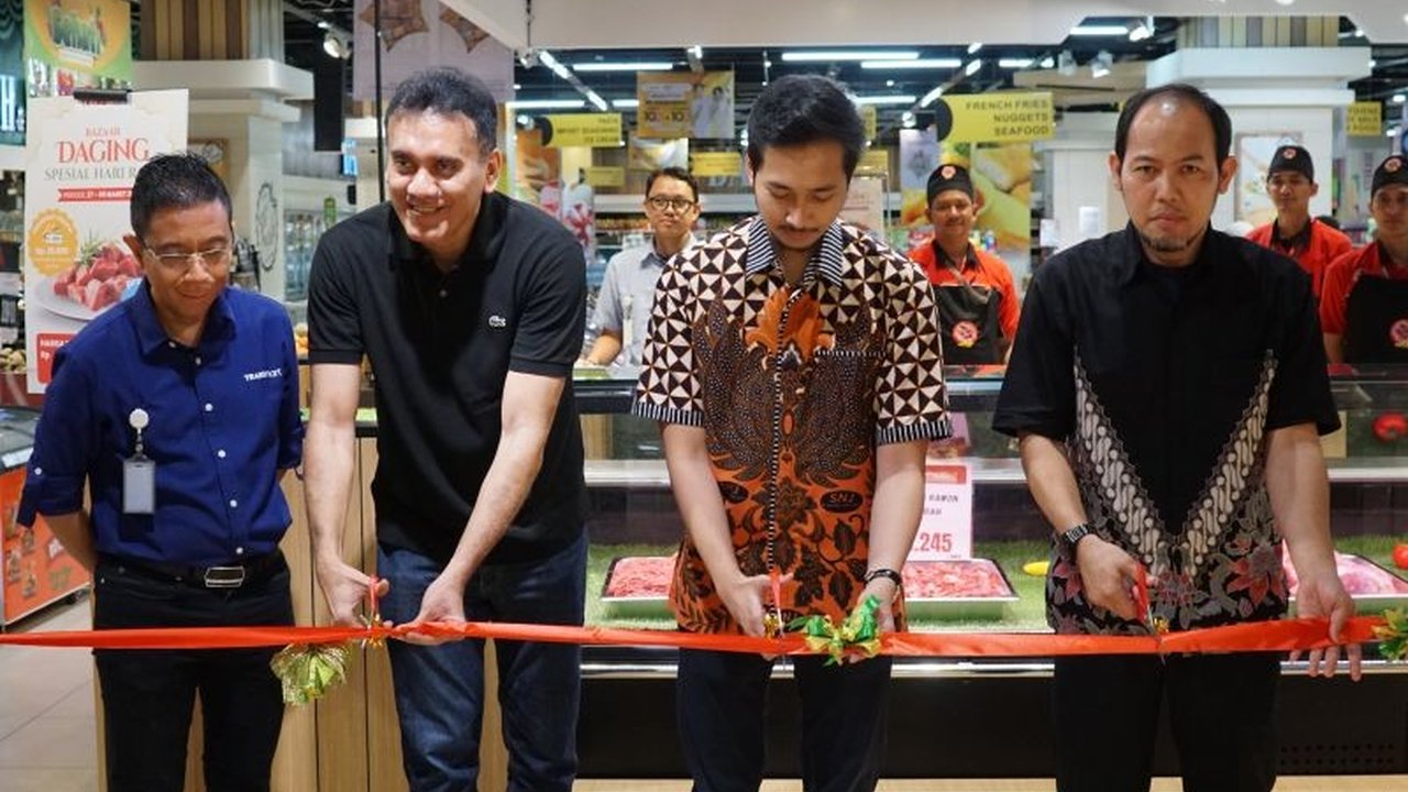 Toko Daging Nusantara (TDN) resmi membuka gerai di Transmart Central Park, Jakarta Barat, untuk memenuhi kebutuhan daging masyarakat jelang Idul Fitri dengan harga kompetitif dan mendukung UMKM.