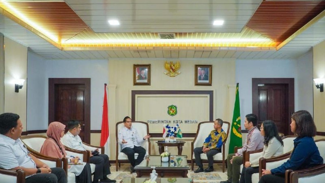 Wali Kota Medan, Rico Tri Putra Waas, mengajak Ombudsman Sumut untuk melaporkan langsung setiap indikasi pelayanan publik yang kurang maksimal di Medan.