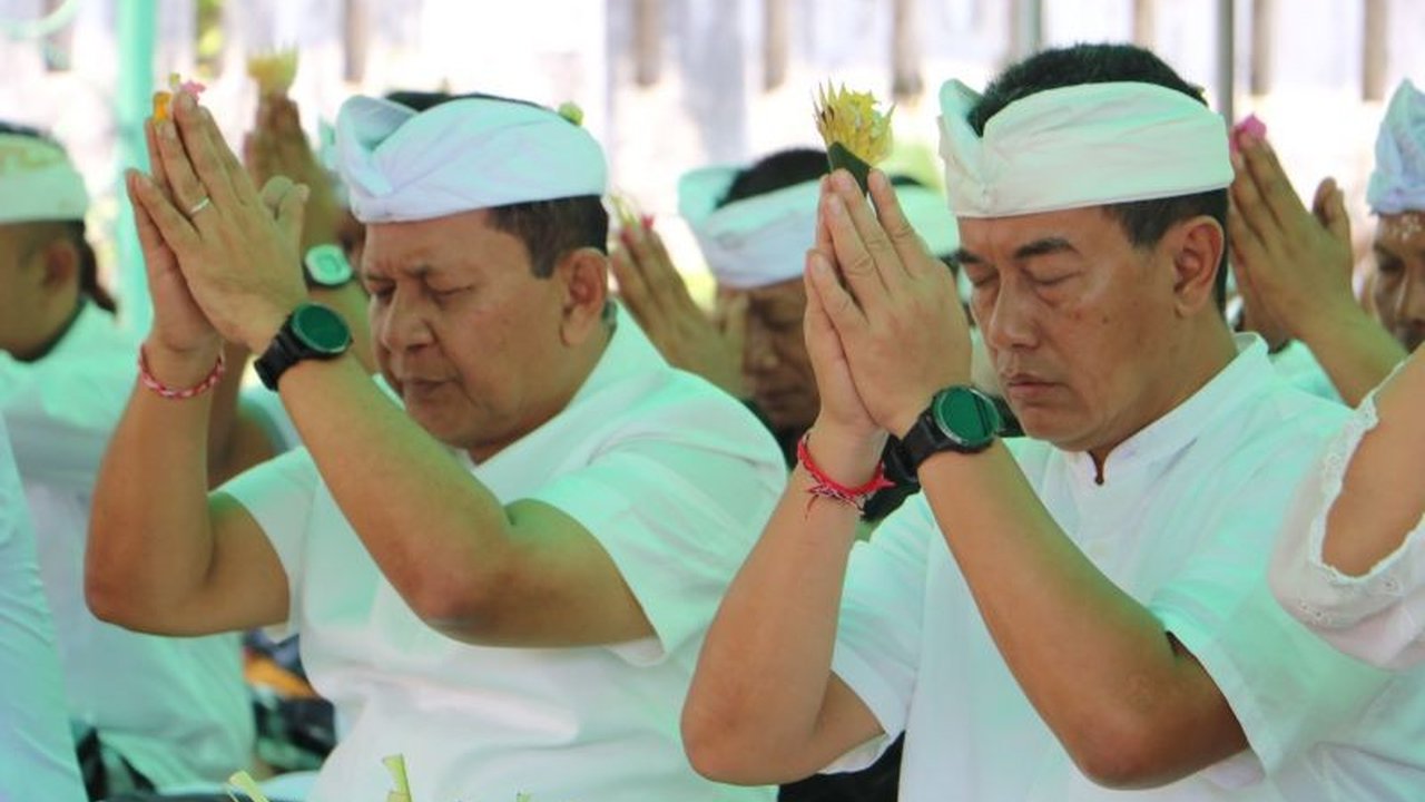 Bupati Buleleng Serukan Toleransi Antar Umat Beragama di Perayaan Nyepi dan Idul Fitri