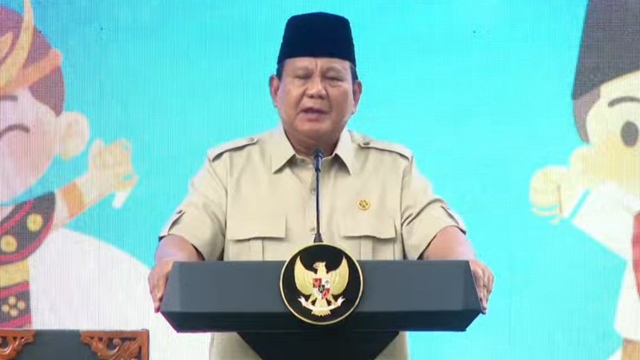 Presiden Prabowo Subianto mengungkapkan bahwa program Makan Bergizi Gratis (MBG) Indonesia telah menarik perhatian dunia dan menjadi contoh bagi negara lain dalam upaya memastikan gizi anak.