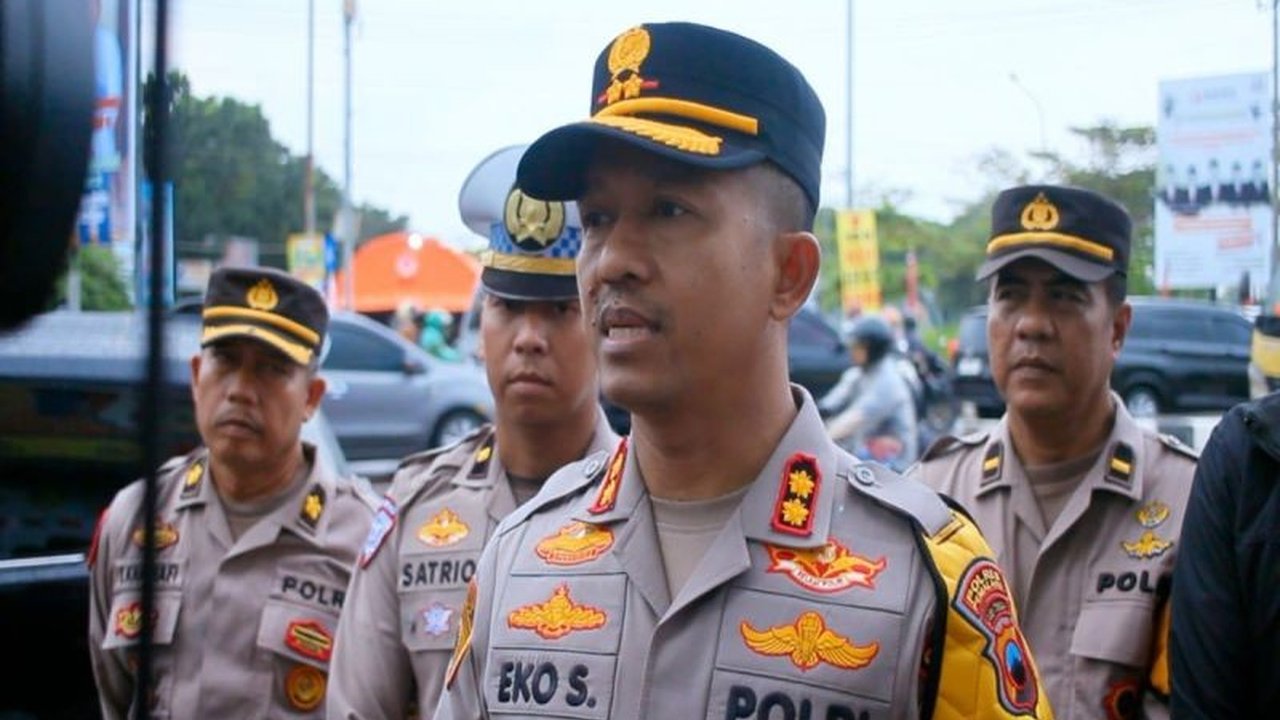 Polres Pemalang meluncurkan Mobil Turbo, layanan 24 jam untuk membantu pemudik yang mengalami kendala di jalan, termasuk mogok dan kehabisan bensin, yang dapat diakses melalui call center 110.