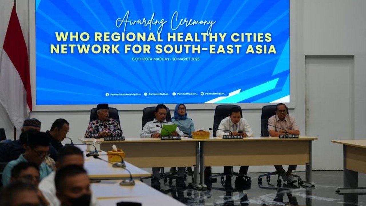 Pemerintah Kota Madiun menghadiri penghargaan Kota Sehat Asia Tenggara secara daring dan telah diakui sebagai anggota jaringan Kota Sehat WHO SEARO, berkomitmen wujudkan kota sehat.