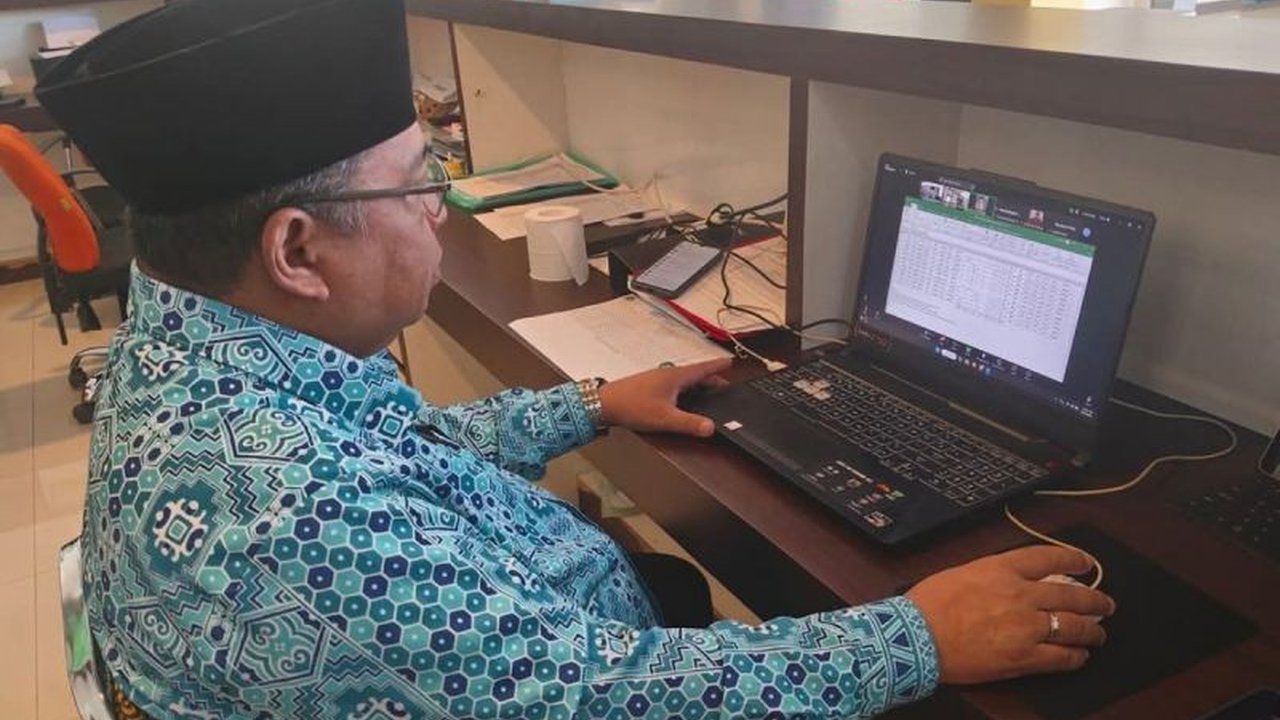 Calon jamaah haji Sulawesi Utara (Sulut) akan berangkat ke Arab Saudi pada akhir Mei 2025 dalam gelombang dua, tergabung dalam kloter 13 dan 14 melalui Embarkasi Balikpapan.