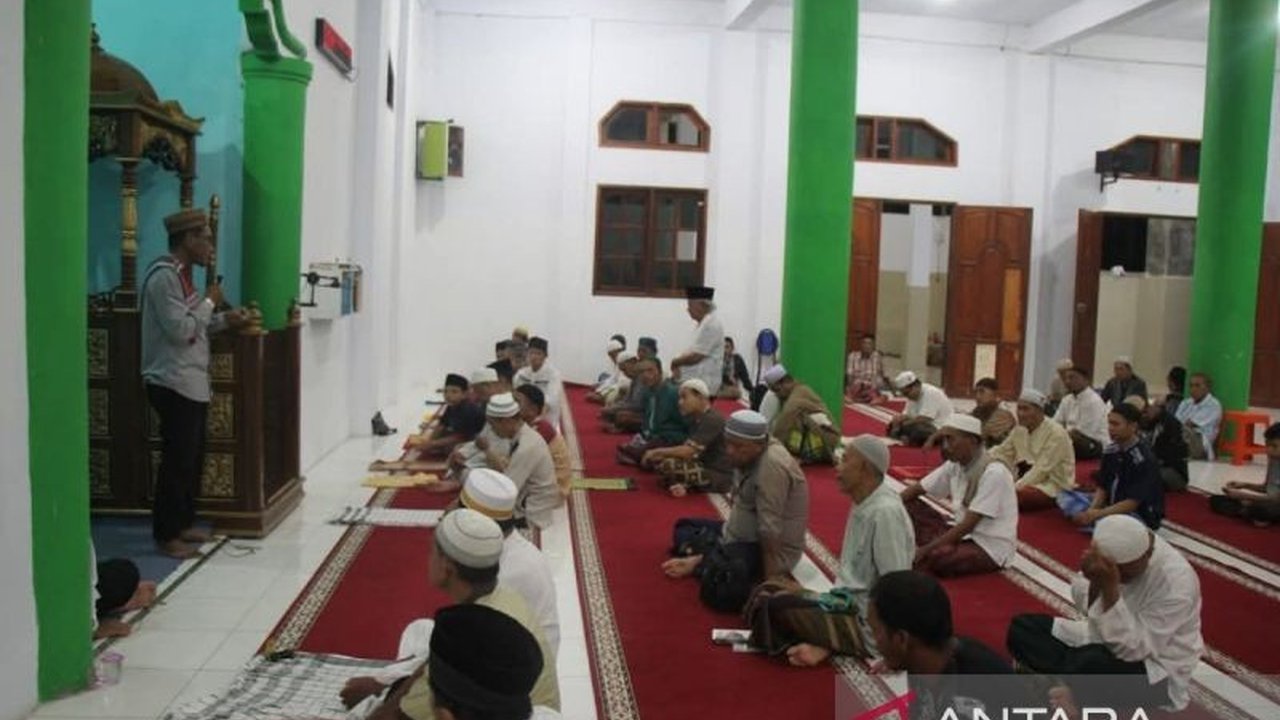 Kementerian Agama (Kemenag) Provinsi Sulawesi Utara gencar mensosialisasikan penggunaan Asrama Haji Tuminting Manado kepada masyarakat luas untuk meningkatkan Pendapatan Negara Bukan Pajak (PNBP) dan pelayanan umat.