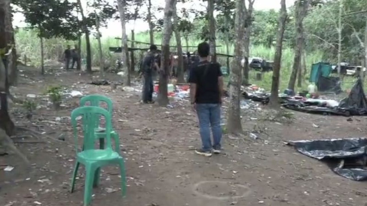 Polda Lampung umumkan hasil forensik peluru kasus penembakan tiga anggota Polri di Waykanan; ditemukan peluru kaliber 5,56 mm dan selongsong peluru berbagai kaliber, serta identifikasi DNA korban.