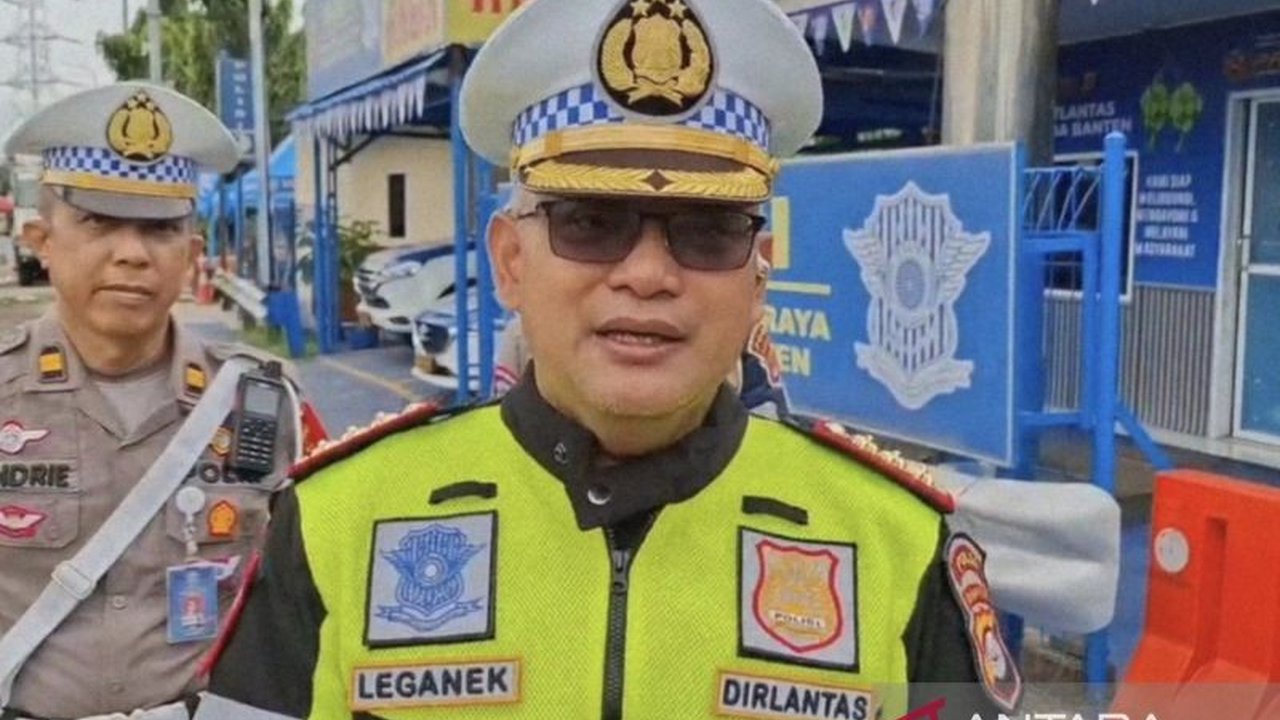Kepolisian Daerah Banten optimalkan kapasitas buffer area Pelabuhan Merak untuk memaksimalkan operasional kapal selama puncak arus mudik Lebaran 2025, dengan penurunan volume kendaraan hingga 17 persen dibandingkan tahun lalu.