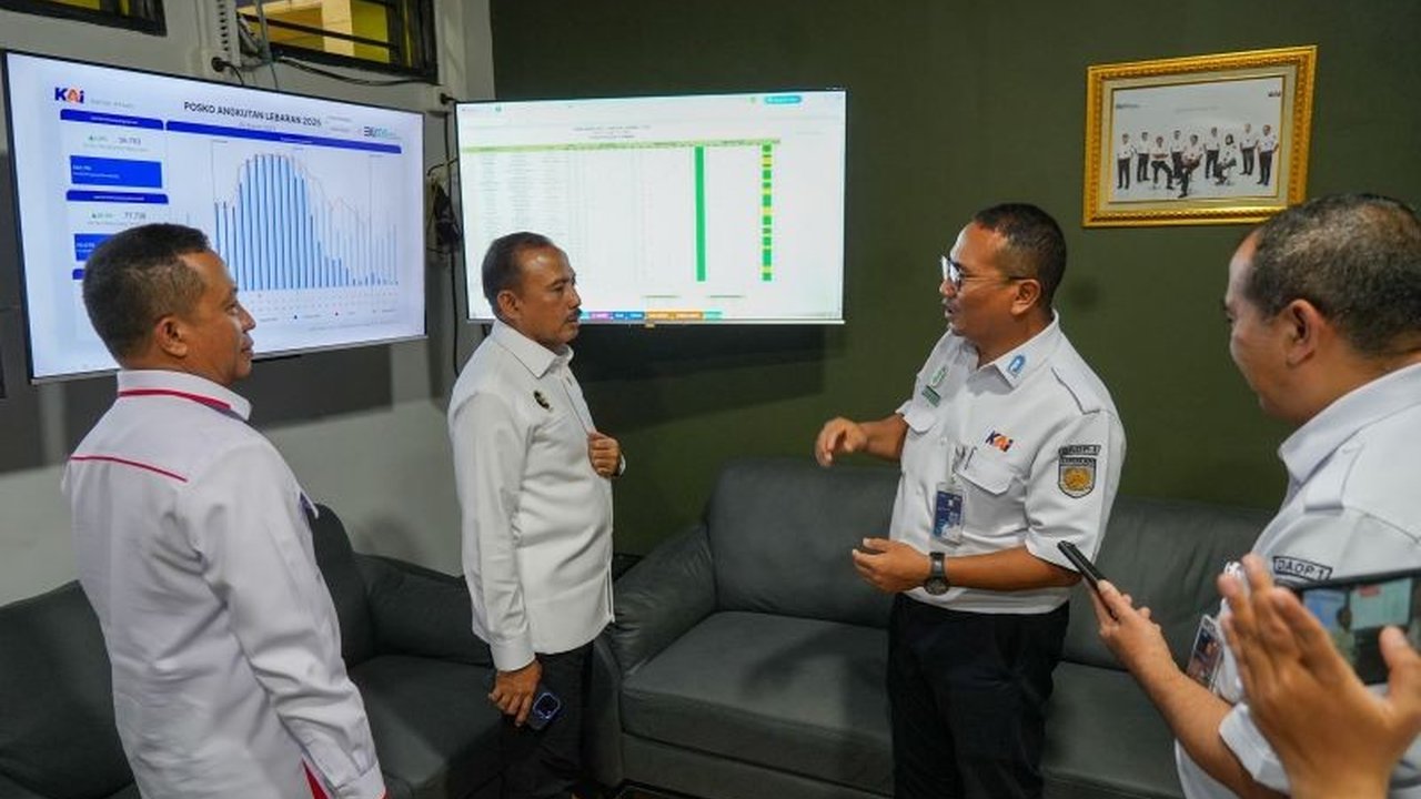 Deputi Bidkor Poldagri Kemenko Polkam, Mayjen TNI Heri Wiranto, laporkan arus mudik Lebaran 2025 berjalan aman dan lancar berkat koordinasi antar kementerian dan pemantauan ketat.