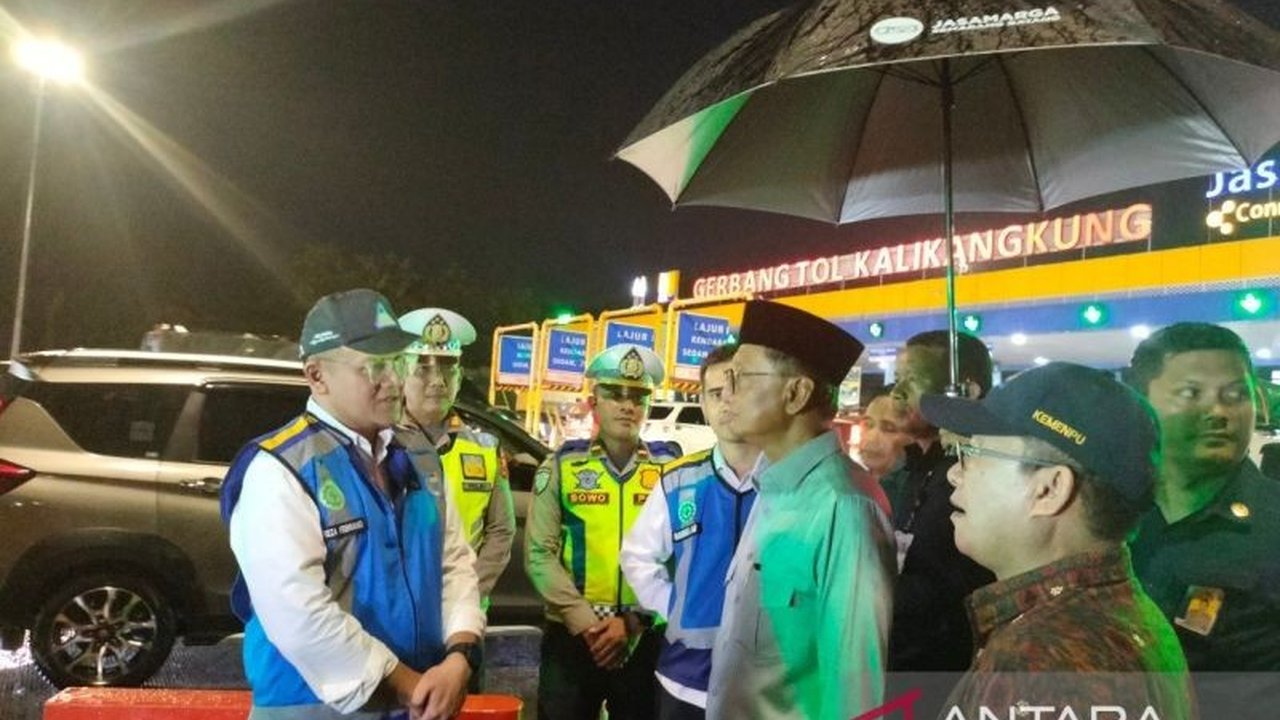 Kebijakan WFA dinilai efektif membantu menata arus mudik Lebaran 2025, meskipun arus balik perlu diwaspadai, kata Menteri PU Dody Hanggodo.