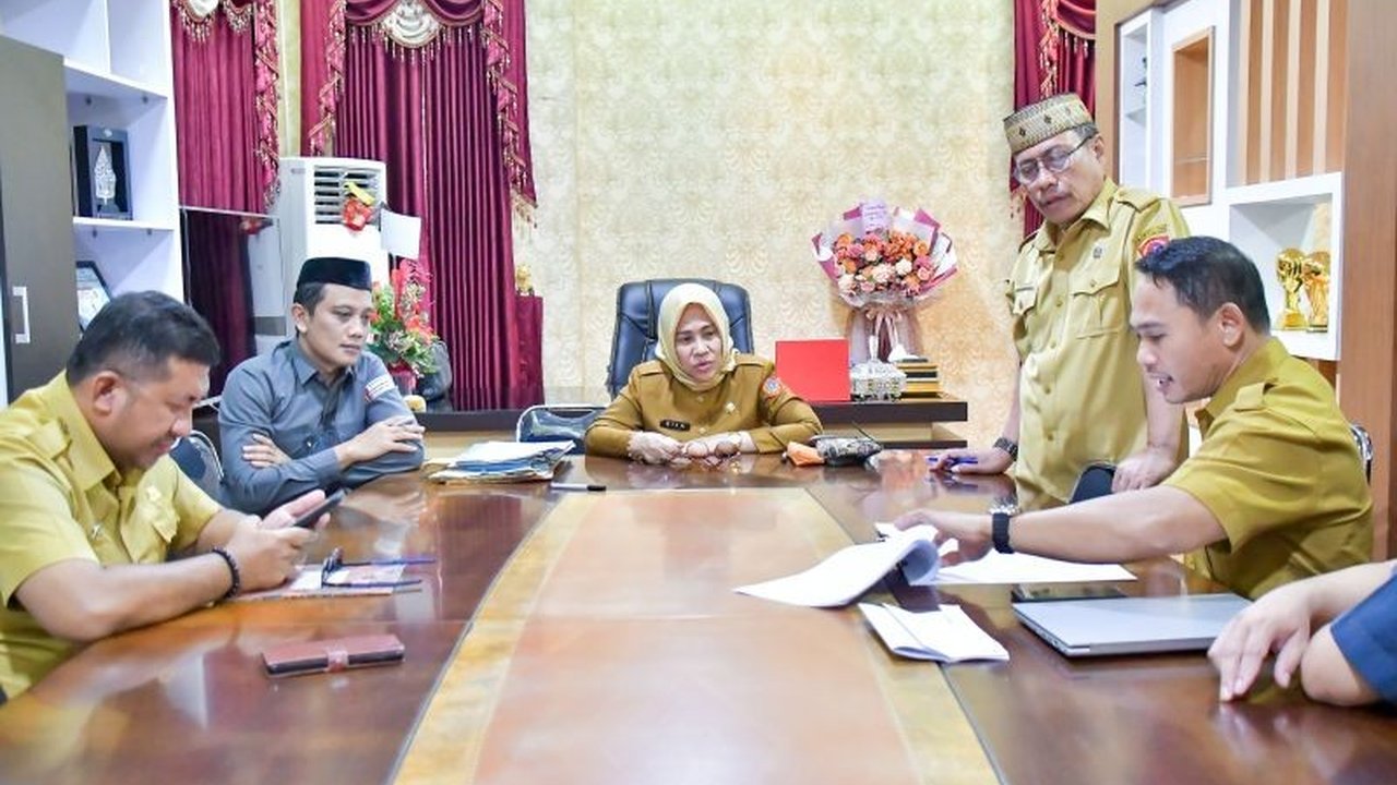 Bawaslu Gorontalo Utara telah menandatangani NPHD untuk pengawasan Pemungutan Suara Ulang (PSU) Pilkada, memastikan pengawasan yang transparan dan akuntabel demi terselenggaranya Pemilu yang jujur dan adil.