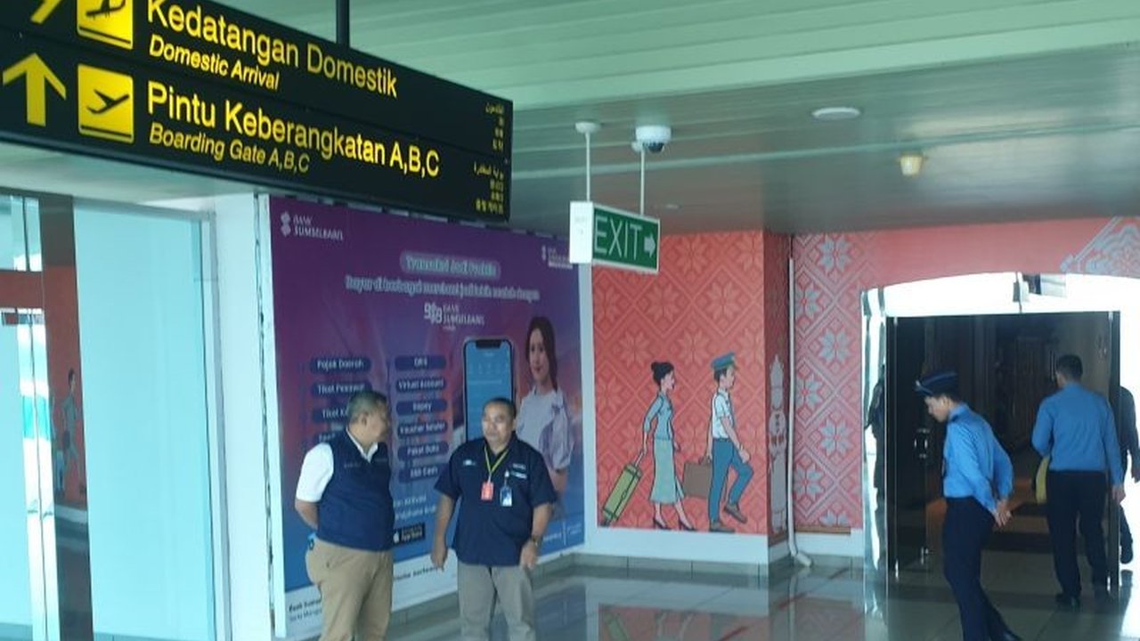 Bandara SMB II Palembang optimalkan posko siaga untuk mengantisipasi lonjakan penumpang hingga 12.500 orang selama puncak arus mudik Lebaran 2025, dengan dukungan 121 penerbangan tambahan.