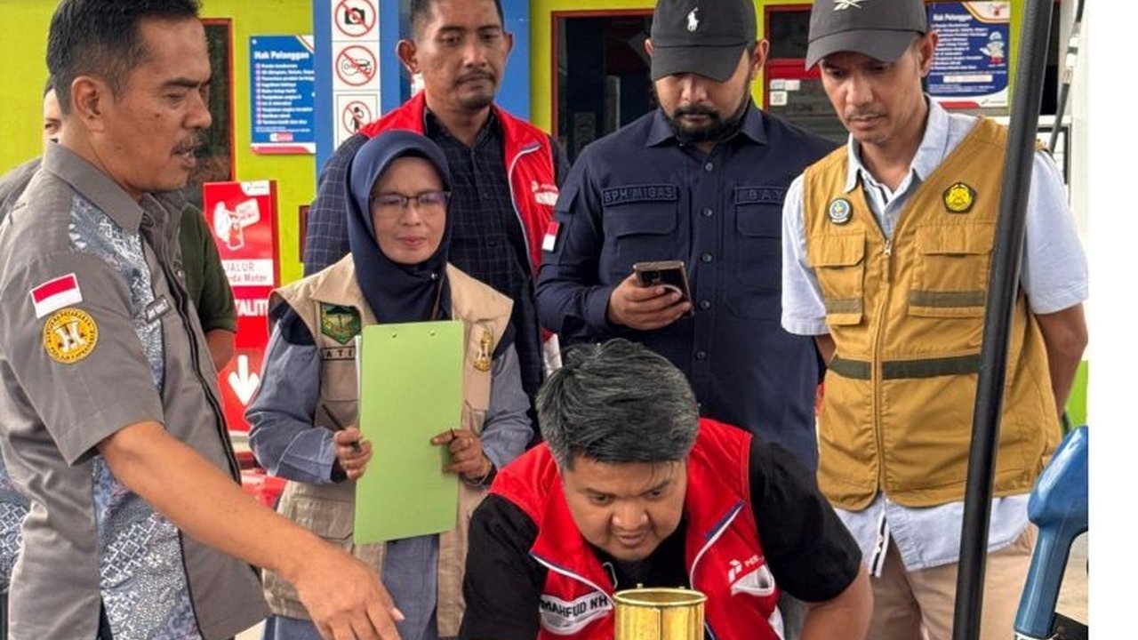 BPH Migas menjamin pasokan BBM aman dan lancar di jalur selatan Jawa selama Idul Fitri 2025 usai melakukan pemantauan langsung ke sejumlah infrastruktur energi.