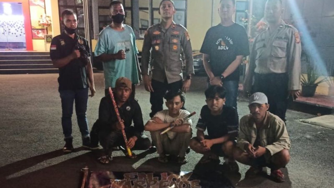 Polisi Bubarkan Konvoi Ratusan Anak Muda di Kelapa Gading