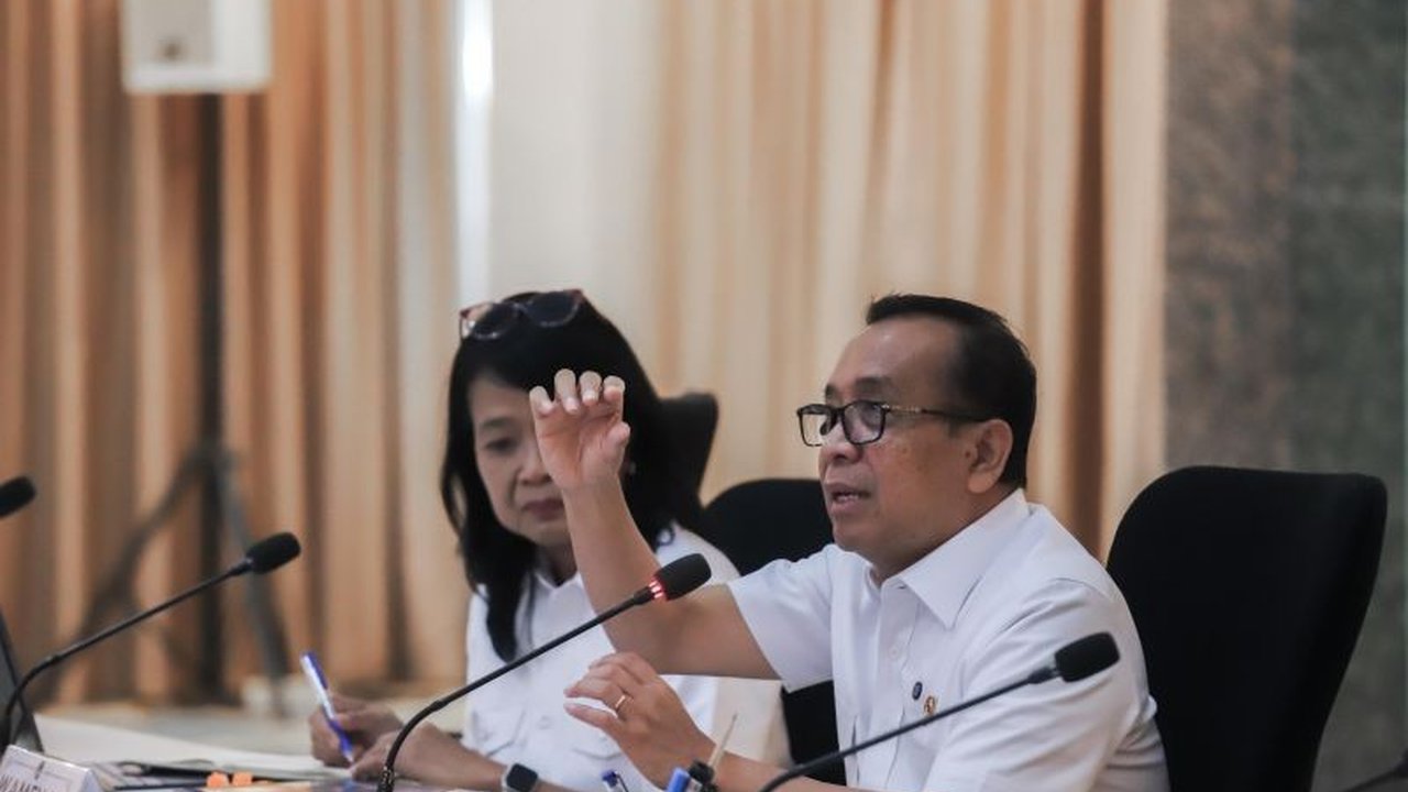 Pemerintah Indonesia bergerak cepat mengirimkan bantuan kemanusiaan, termasuk tim SAR dan medis, untuk membantu korban gempa bumi dahsyat di Myanmar.