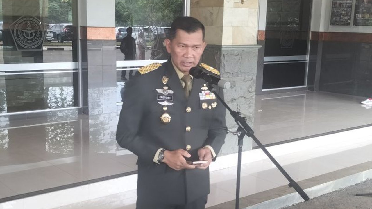 Mabes TNI melatih 115 perwira lulusan S1 pertanian untuk memperkuat ketahanan pangan nasional dengan membantu masyarakat mengelola lahan dan hasil panen.