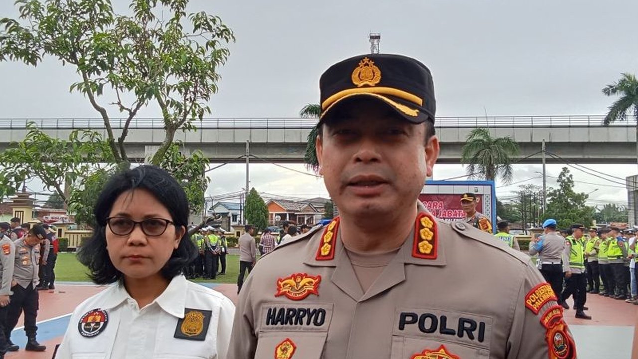 Jelang Lebaran 1446 H, Polrestabes Palembang menyediakan layanan penitipan kendaraan roda dua dan empat gratis bagi masyarakat yang mudik, memberikan rasa aman dan nyaman selama meninggalkan kendaraan.