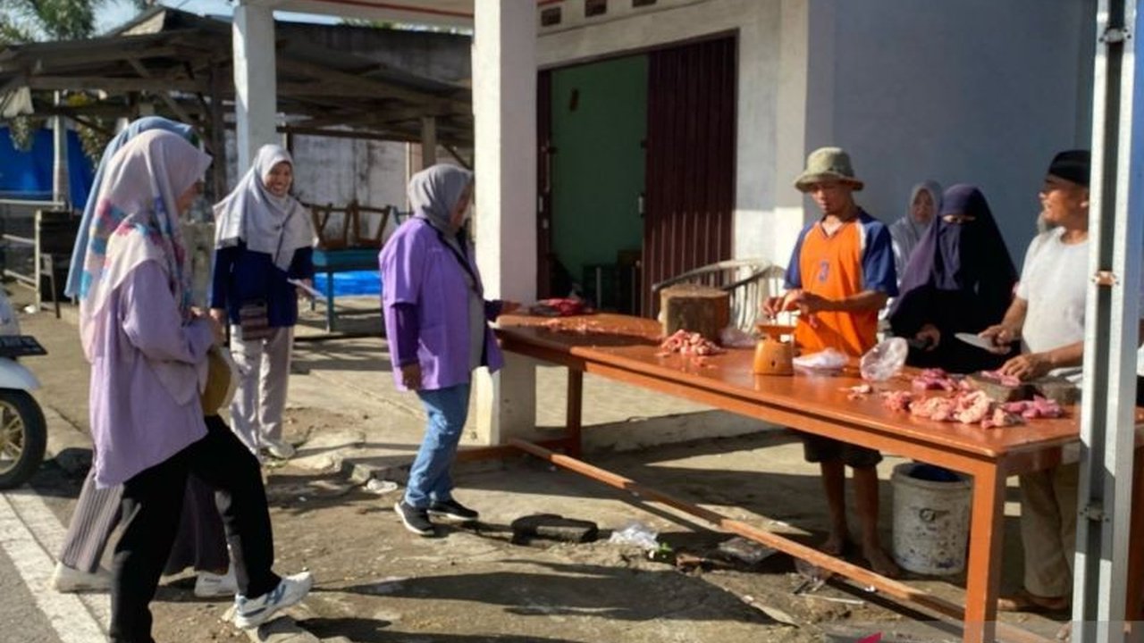 Dinas Pertanian Mukomuko pastikan daging sapi dan kerbau yang dijual menjelang Idul Fitri aman, sehat, utuh, dan halal untuk dikonsumsi masyarakat.