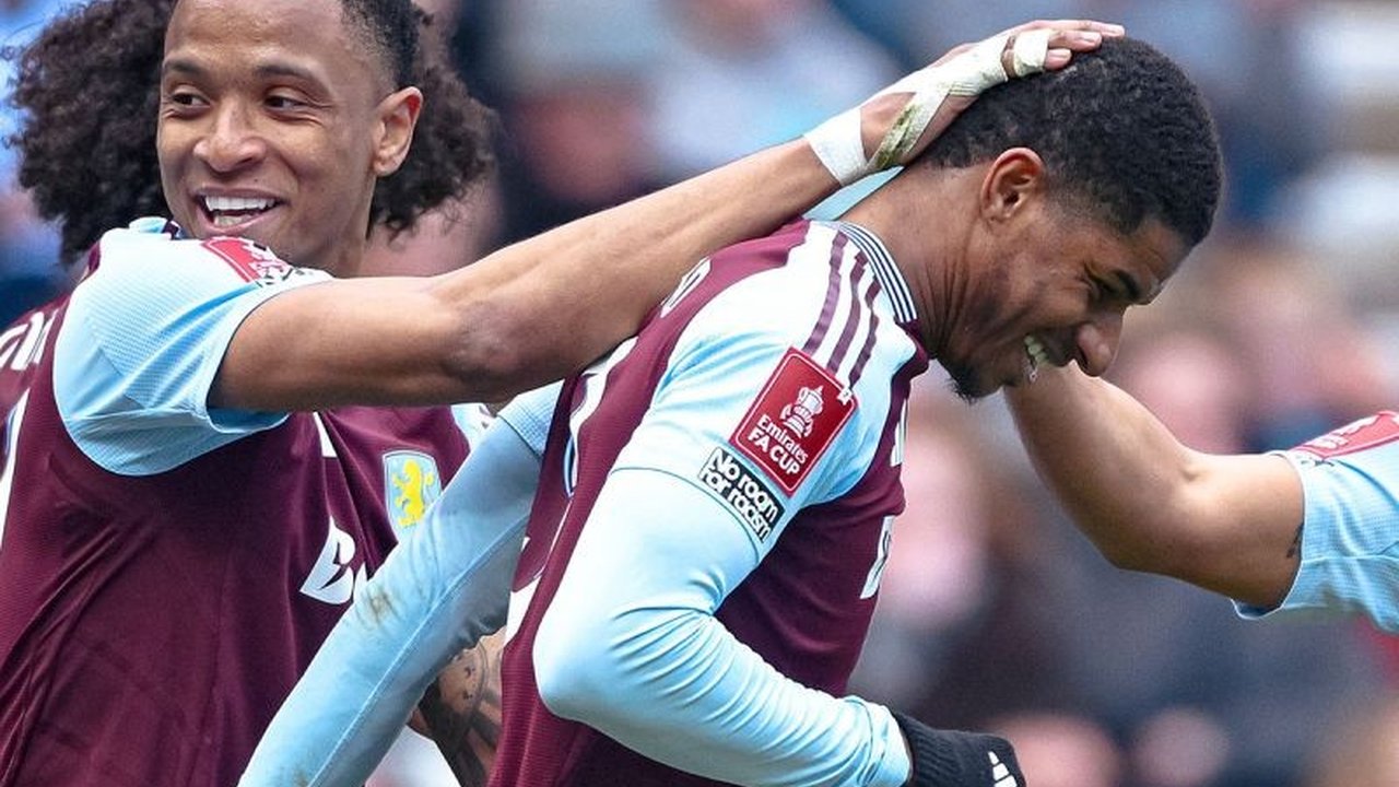 Aston Villa memastikan tempat di semifinal Piala FA setelah kemenangan telak 3-0 atas Preston North End, berkat dua gol Marcus Rashford dan satu gol Jacob Ramsey.