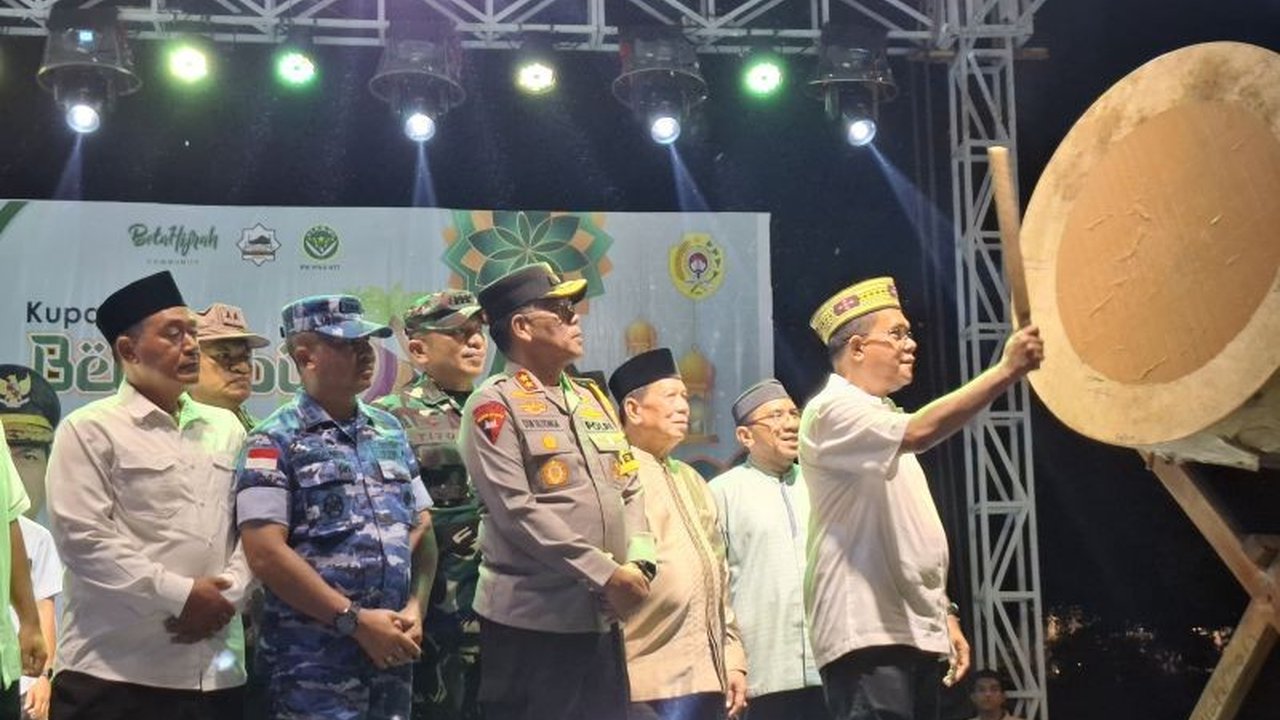 Kapolda NTT memastikan malam takbiran dan Shalat Idul Fitri berjalan aman dan kondusif berkat pengamanan 4.000 personel gabungan yang tersebar di berbagai titik strategis.