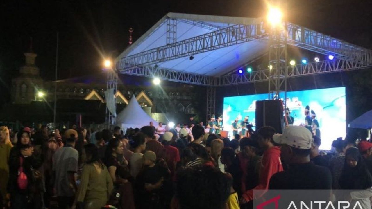 Meriahnya Lomba Bedug di Masjid Al Markaz Makassar Tandai Akhir Ramadhan