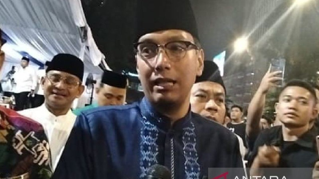Wali Kota Medan, Rico Tri Putra Waas, dan Gubernur Sumatera Utara, Bobby Nasution, akan memimpin Shalat Idul Fitri 1444 H di Lapangan Merdeka Medan yang baru direvitalisasi, menampung hingga 5.000 jemaah.