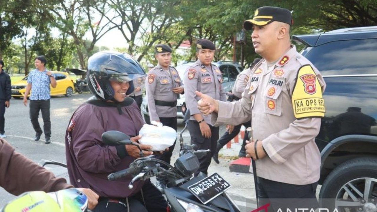 Polres Gorontalo Utara memastikan tiga pos pengamanan siap melayani pemudik dan pelintas Sulawesi yang ingin beristirahat dan memeriksa kesehatan selama mudik Lebaran 2025.