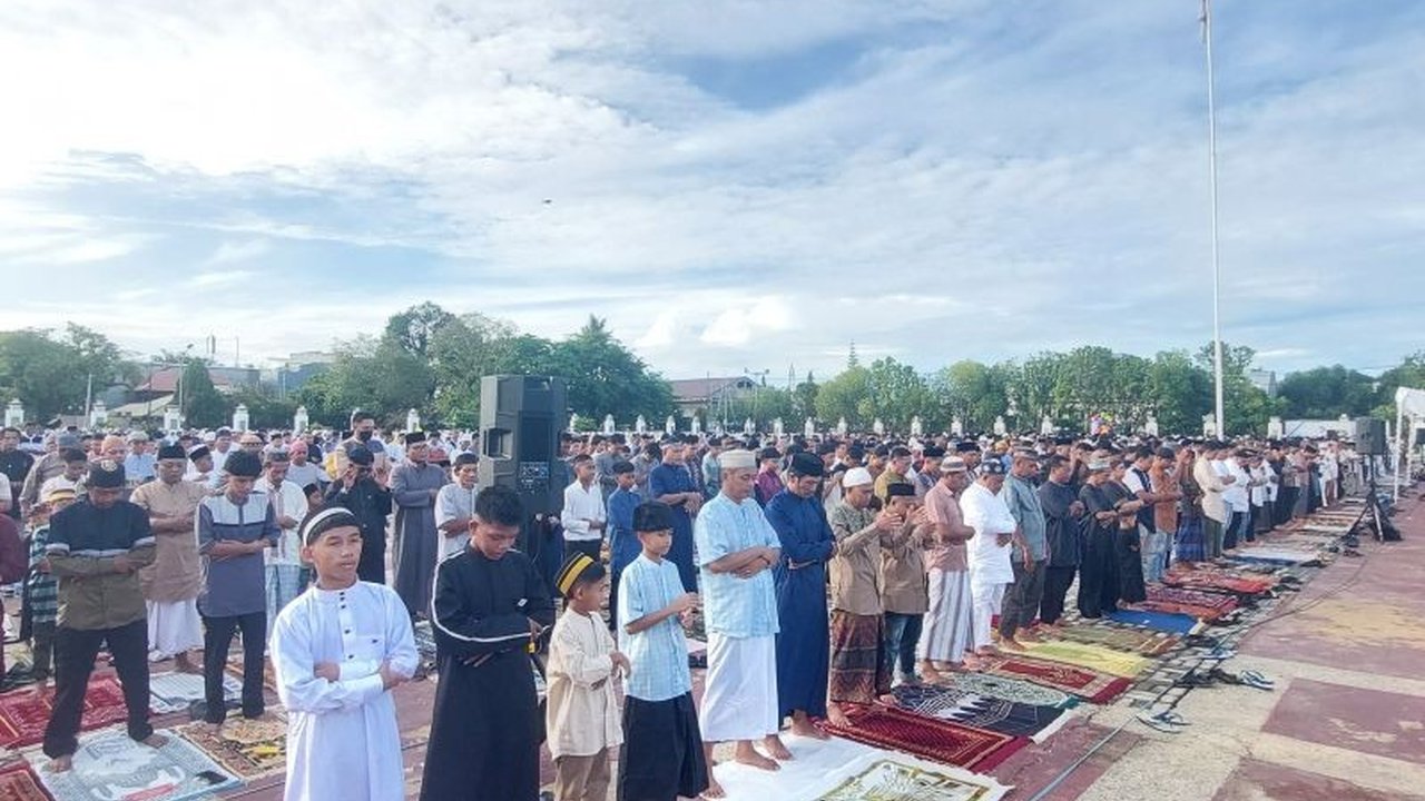 Wakil Gubernur Papua Barat Daya, Ahmad Nausrau, menjadi khatib Shalat Idul Fitri di Sorong dan mengajak umat Muslim untuk menjaga nilai-nilai ketaqwaan serta persatuan pasca Ramadhan.