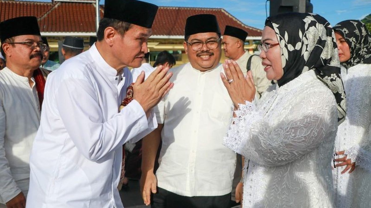 Bupati Serang, Ratu Tatu Chasanah, mengajak masyarakat untuk menjadikan Idul Fitri sebagai momentum memperbaiki diri dan melanjutkan kebiasaan baik selama Ramadhan.