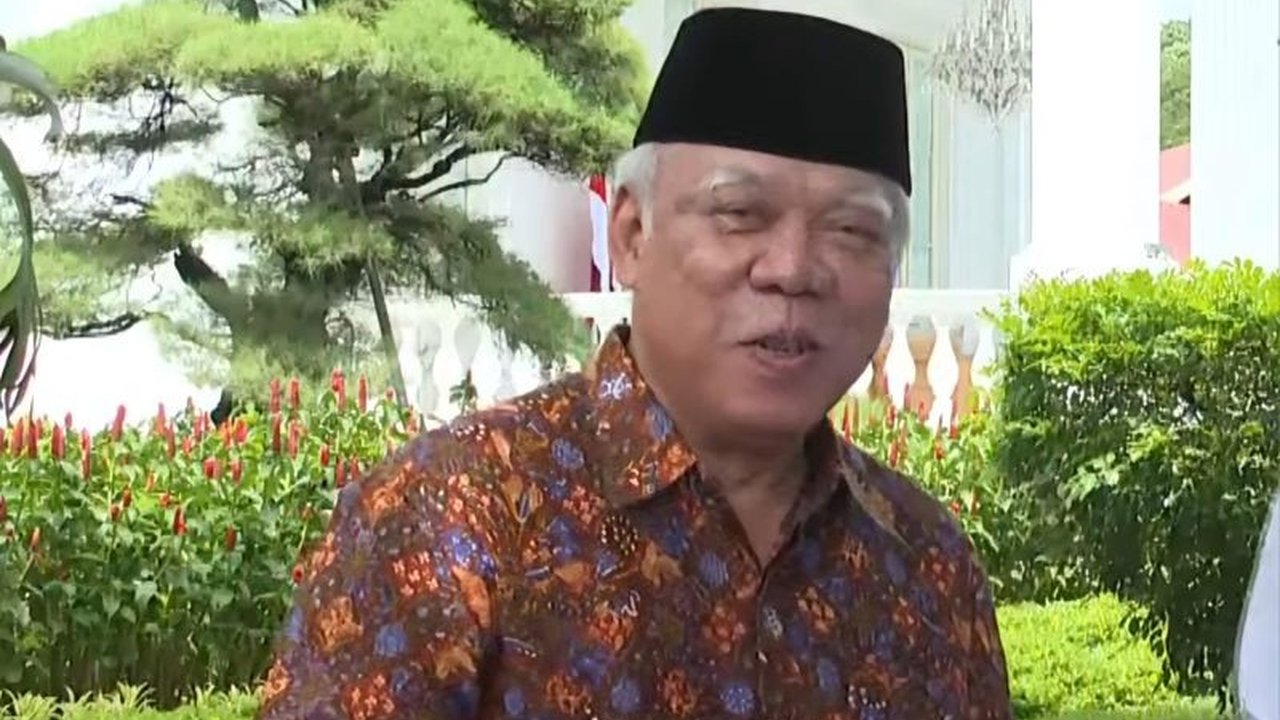 Kepala Otorita Ibu Kota Nusantara (OIKN), Basuki Hadimuljono, mengungkapkan kecintaannya pada pempek Palembang sebagai hidangan Lebaran favoritnya, bahkan menyebut akan pusing jika tak menyantapnya.