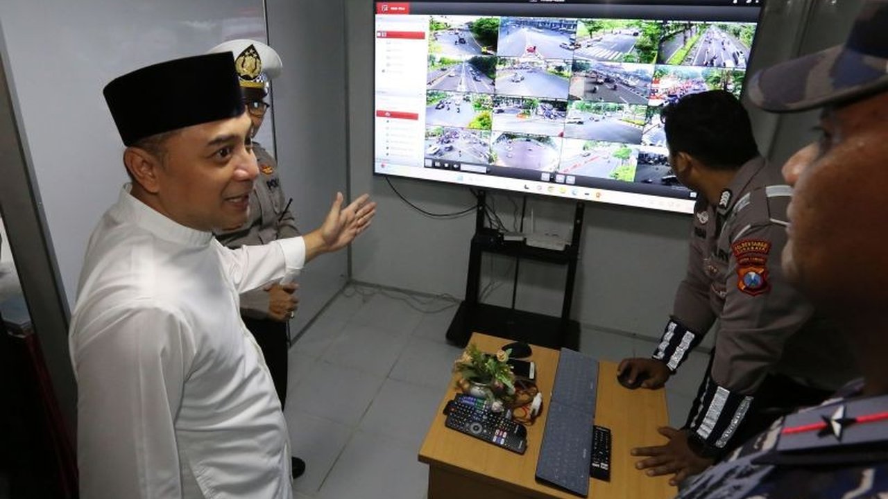 Pemkot Surabaya perketat keamanan selama libur Lebaran dengan kerjasama Polrestabes, Satpol PP, dan Linmas untuk mencegah kejahatan dan memastikan kenyamanan warga.