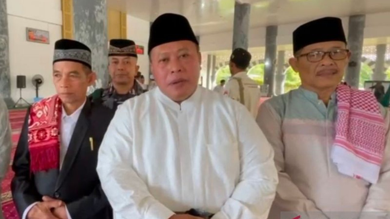 Bupati Mukomuko, Choirul Huda, berharap perayaan Lebaran 1446 H menjadi momentum peningkatan keimanan, ketakwaan, dan produktivitas masyarakat serta pembangunan Kabupaten Mukomuko.