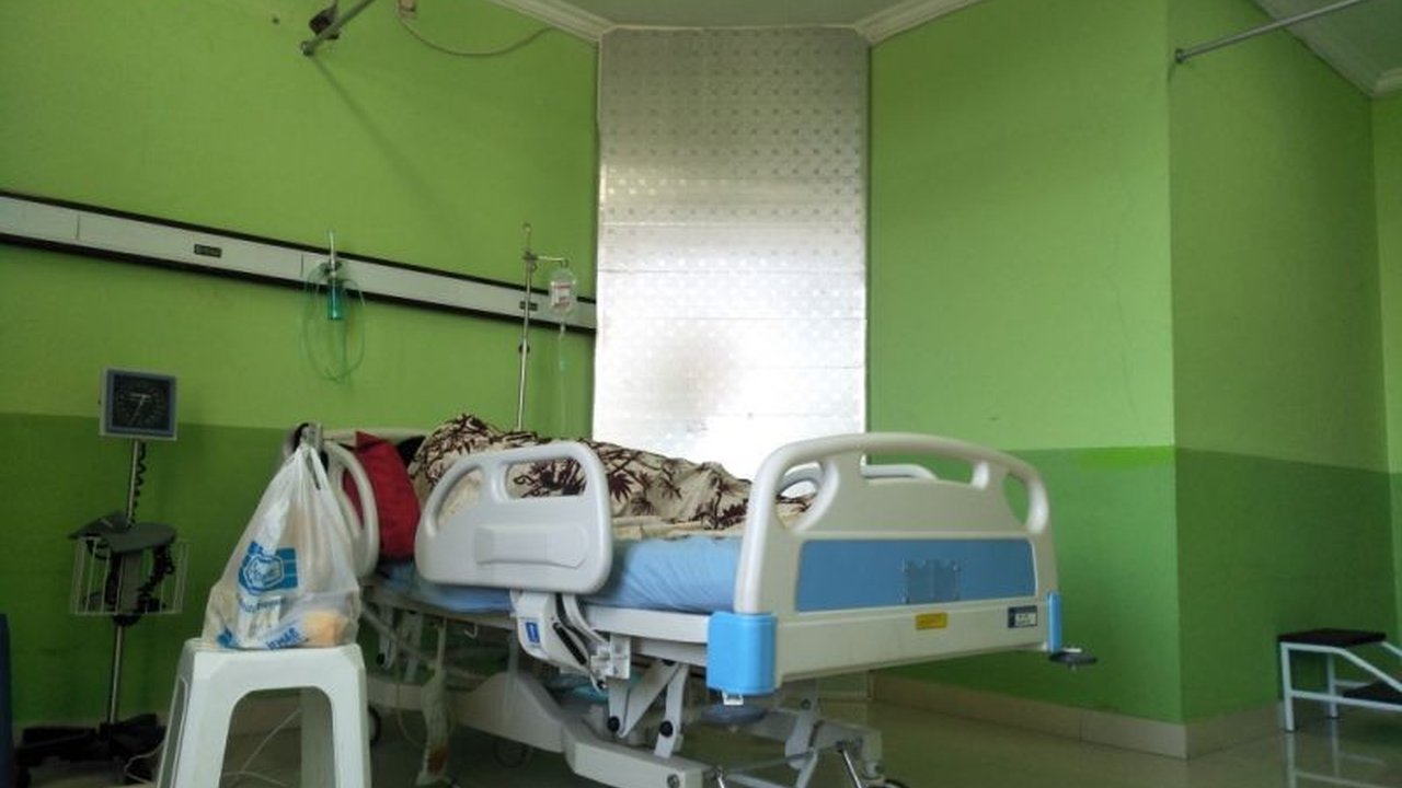 Di tengah gegap gempita takbiran Lebaran, kisah duka dari Palembang hadir sebagai pengingat akan makna Idul Fitri yang lebih dalam dari sekadar kebahagiaan.