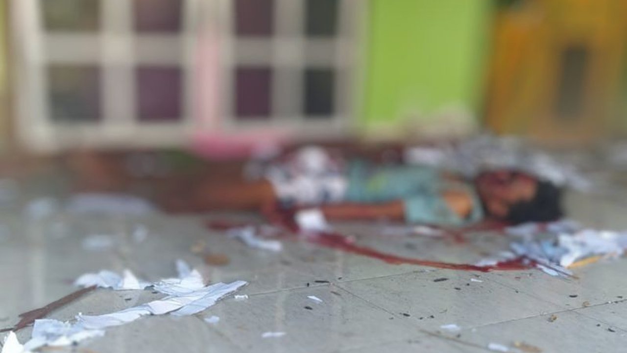 Dua pemuda di Lombok Tengah, NTB, mengalami luka serius akibat ledakan petasan rakitan seberat 8 kg saat Hari Raya Idul Fitri.