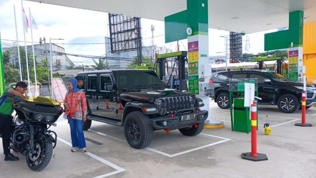 Harga BBM di SPBU Shell, BP, dan Vivo turun mulai 1 April 2025 menyusul penurunan harga BBM Pertamina, berikut daftar harga lengkapnya!