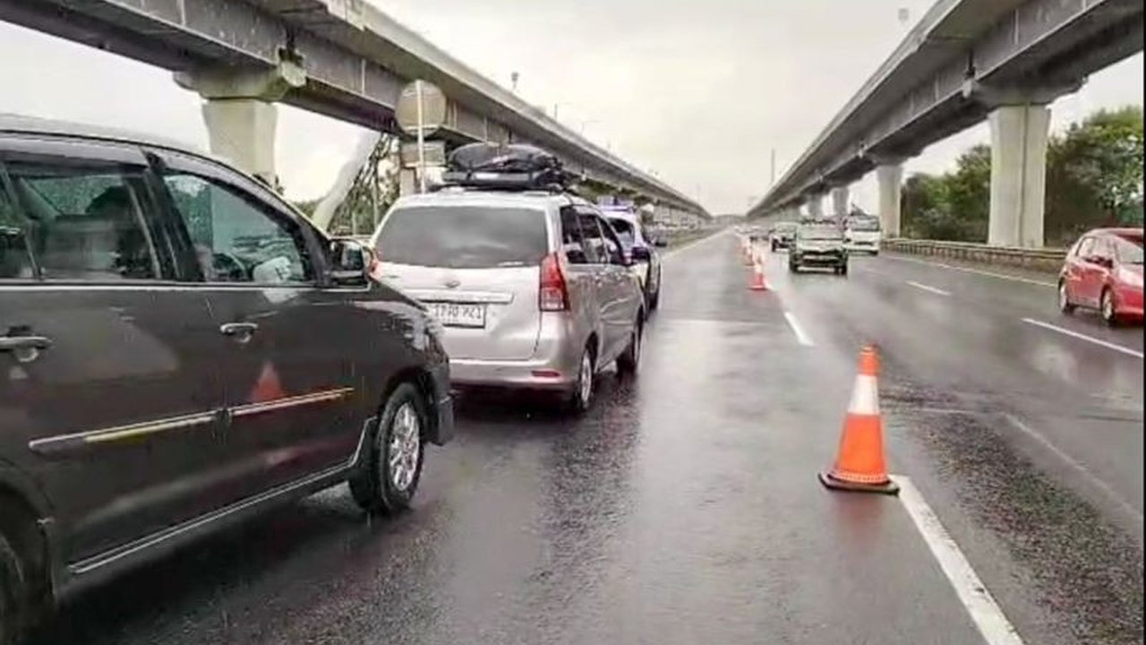 Contraflow Tol Cikampek Diperluas hingga KM 41 pada H2 Lebaran