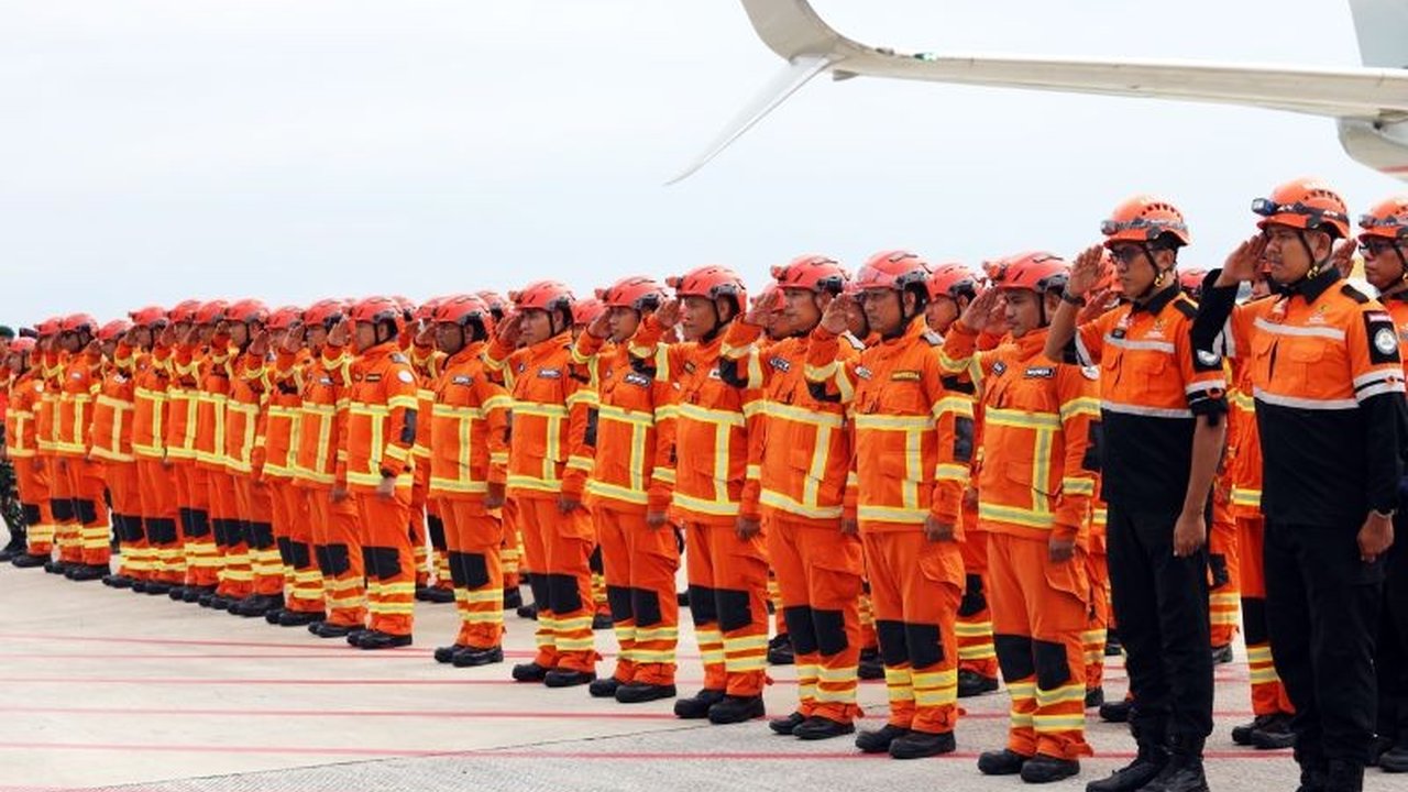 Pemerintah Indonesia mengirimkan bantuan kemanusiaan besar-besaran, termasuk tim USAR dan logistik, ke Myanmar pascagempa bumi dahsyat magnitudo 7,7 yang menimbulkan korban jiwa dan kerusakan infrastruktur.