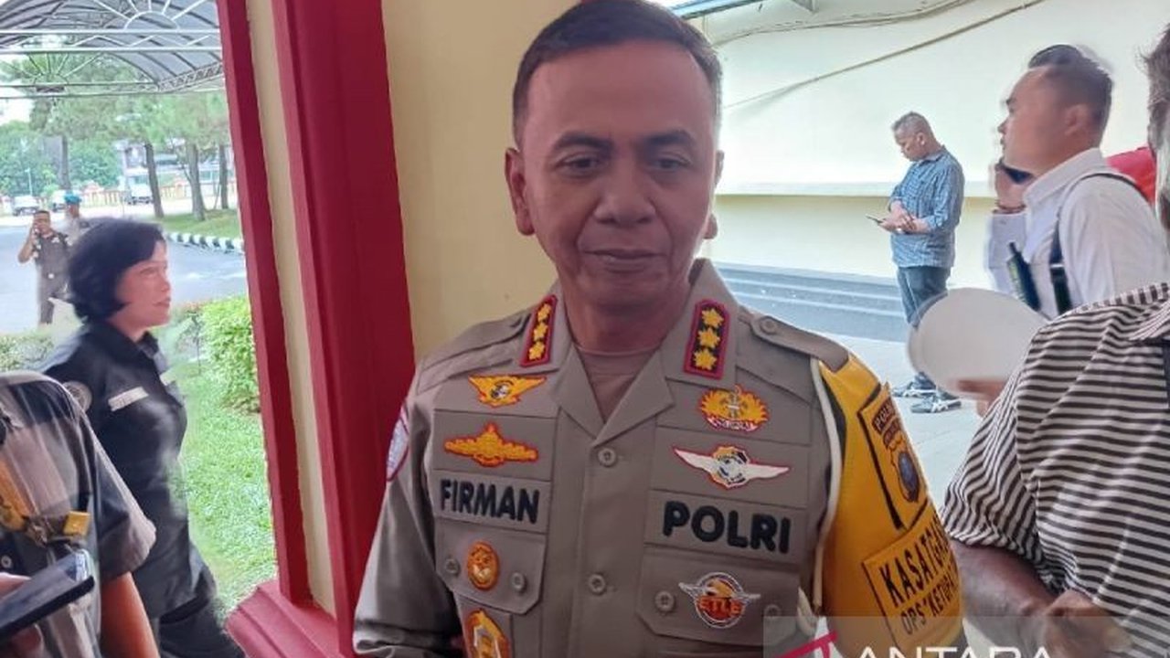Polda Sumut laporkan penurunan angka kecelakaan lalu lintas hingga 68 persen selama Operasi Ketupat Toba 2025 berkat berbagai upaya pengamanan dan imbauan kepada pengendara.