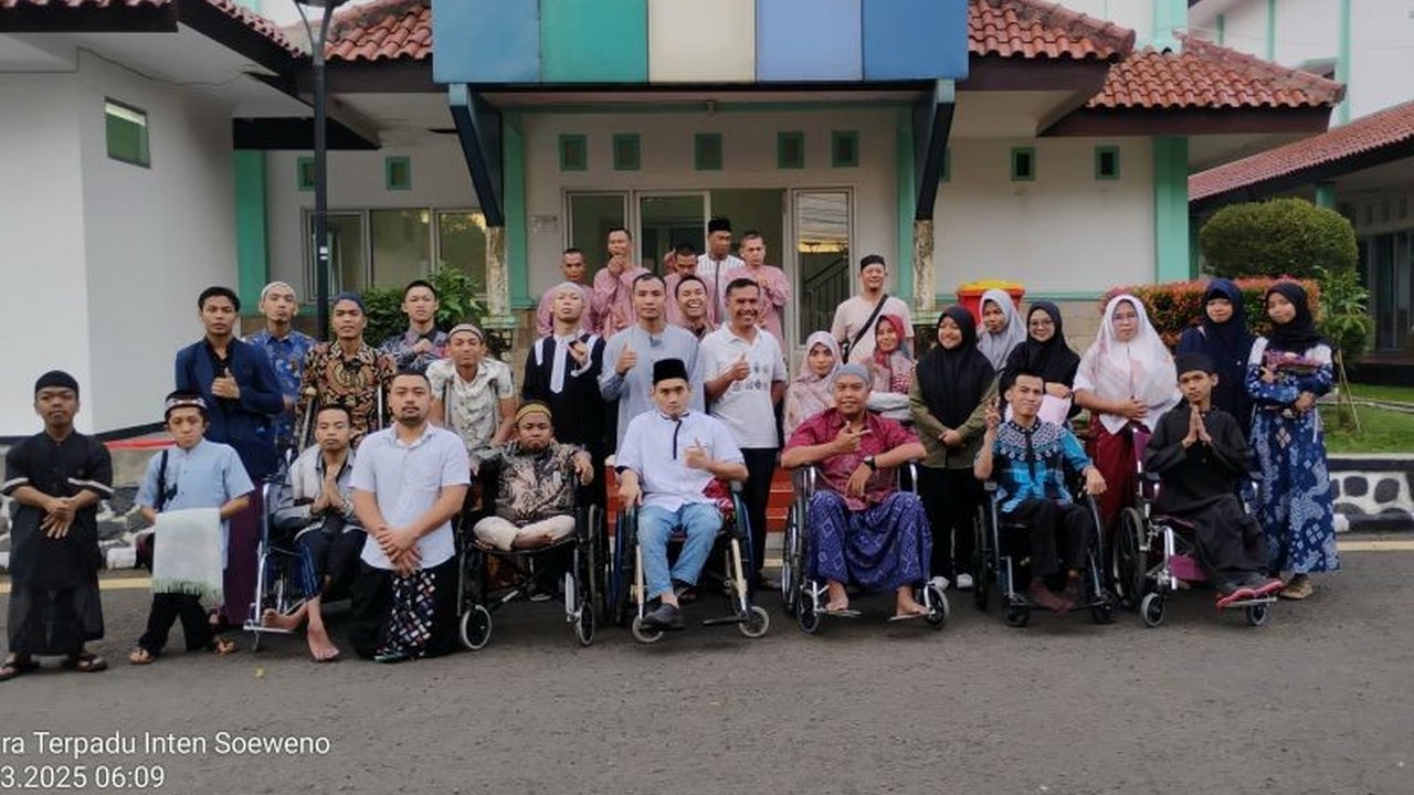 Selama libur Lebaran 2025, Sentra Terpadu Inten Soeweno (STIS) tetap memberikan pelayanan 24 jam kepada 35 peserta pelatihan vokasional penyandang disabilitas yang tidak pulang kampung.