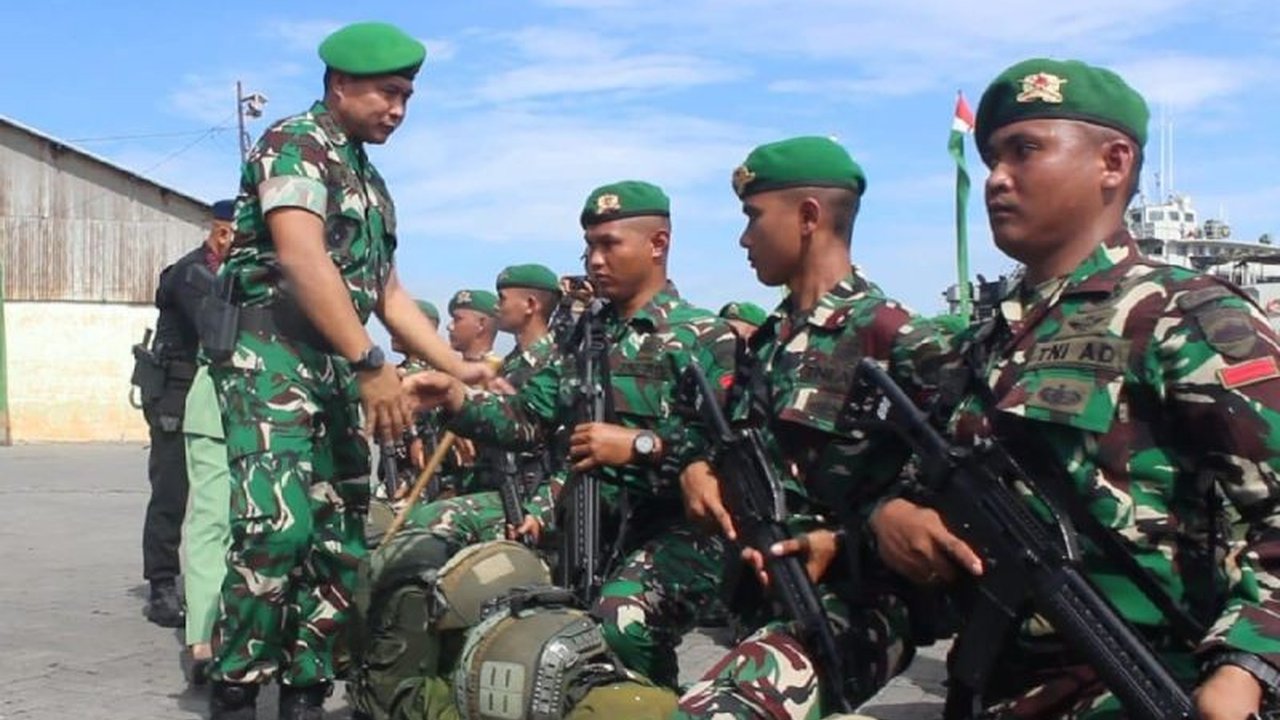 Kodam I/Bukit Barisan memberangkatkan 450 prajurit Yonif 126/KC untuk mengamankan perbatasan RI-Papua Nugini di Papua selama 12 bulan, sekaligus meningkatkan kesejahteraan masyarakat setempat.