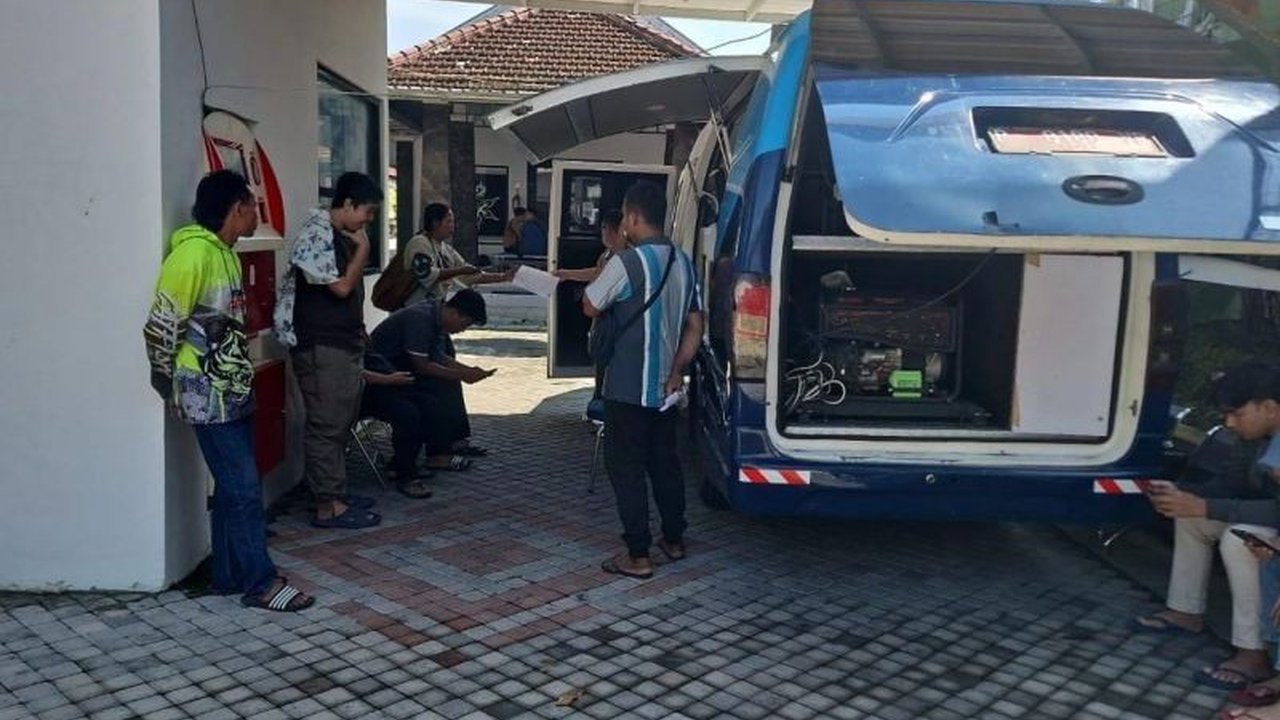 Layanan Adminduk Banyuwangi Tetap Buka Selama Lebaran 2025, Warga Antusias!