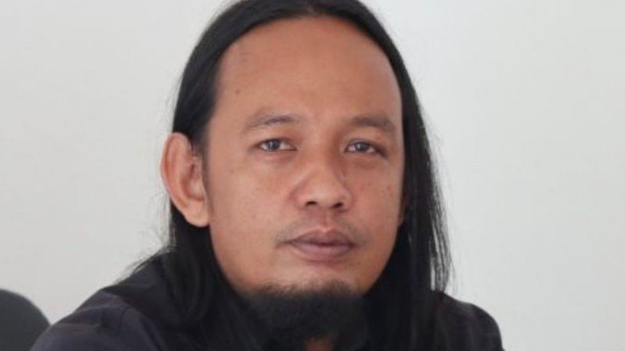 Wahana Lingkungan Hidup Indonesia (Walhi) Jambi menuding pengelolaan Sumber Daya Alam (SDA) yang buruk sebagai penyebab banjir yang melanda Kota Jambi, terutama karena drainase yang tidak memadai dan pembangunan yang tidak ramah lingkungan.