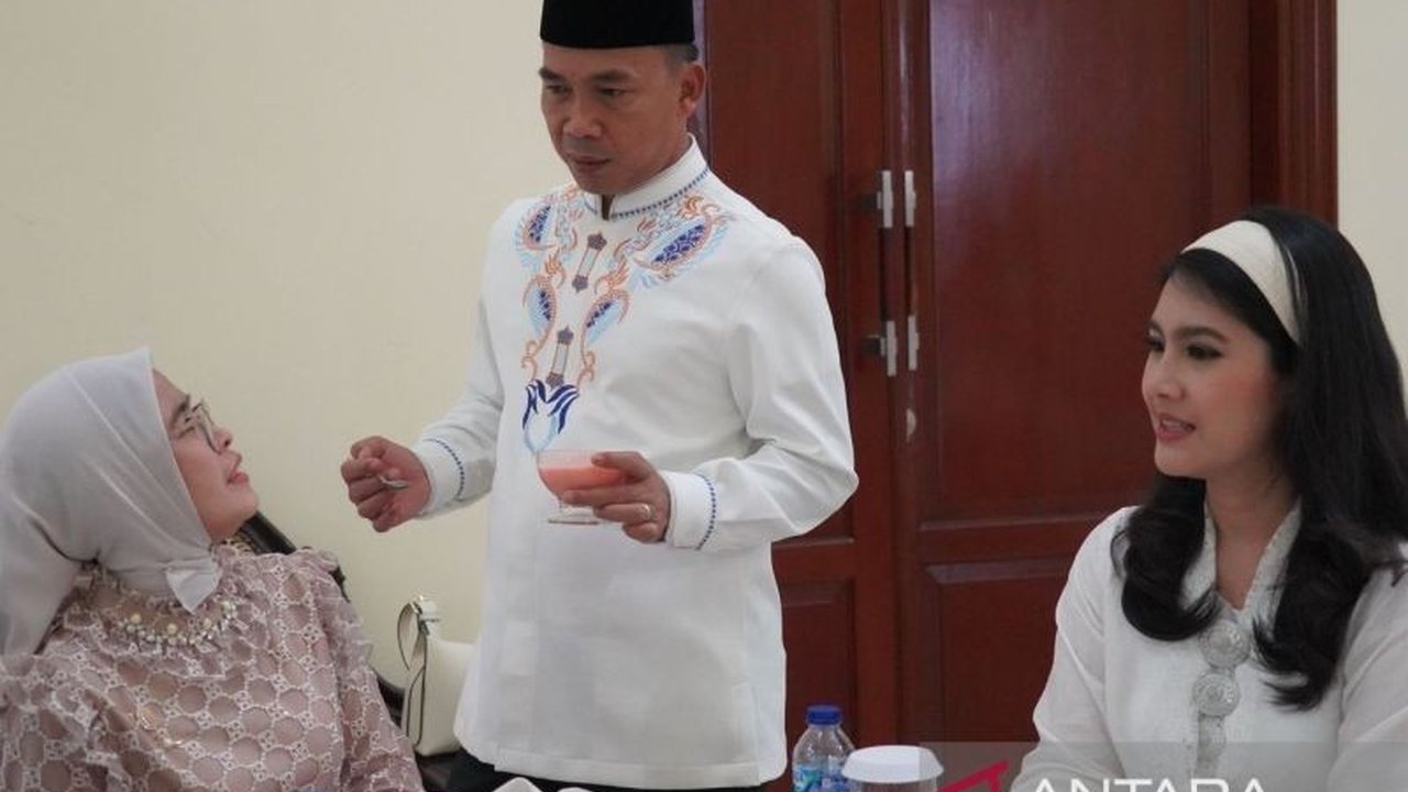 Menteri Wihaji menekankan pentingnya Idul Fitri sebagai momen untuk memperkuat keluarga Indonesia agar lebih tenteram, bahagia, dan mandiri, sejalan dengan transformasi Kemendukbangga/BKKBN.