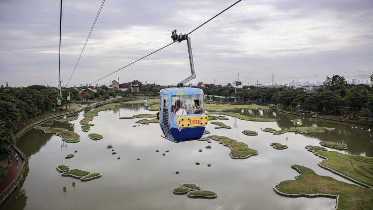Anjungan Rumah Adat TMII: Tujuan Favorit Keluarga di Libur Lebaran 2025