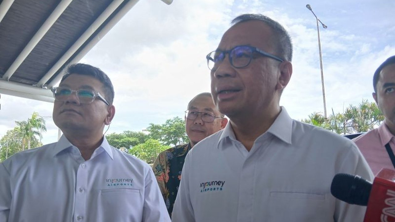 InJourney memprediksi puncak arus balik Lebaran 2025 jatuh pada 7 April di 37 bandara Indonesia, dengan berbagai strategi peningkatan layanan untuk kelancaran arus balik.