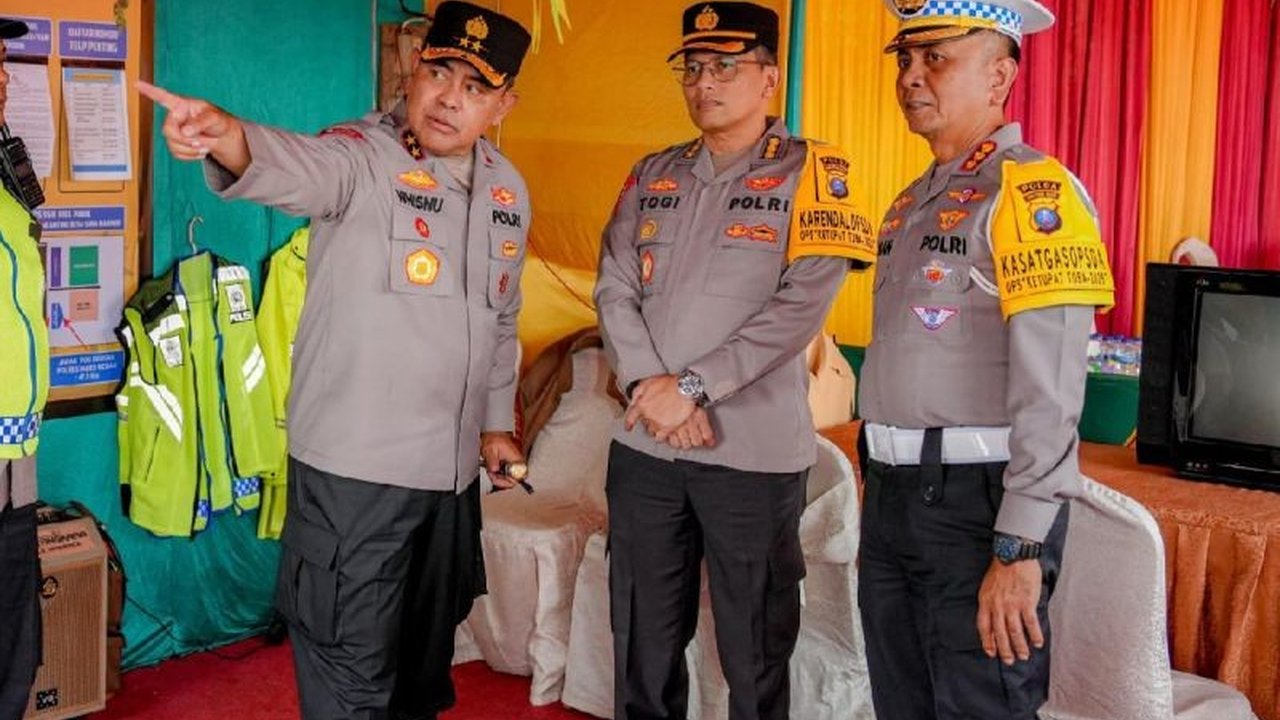 Polda Sumut meningkatkan pengamanan di jalur wisata Danau Toba dan Berastagi selama libur Lebaran 2025 untuk memastikan kelancaran dan keselamatan wisatawan.